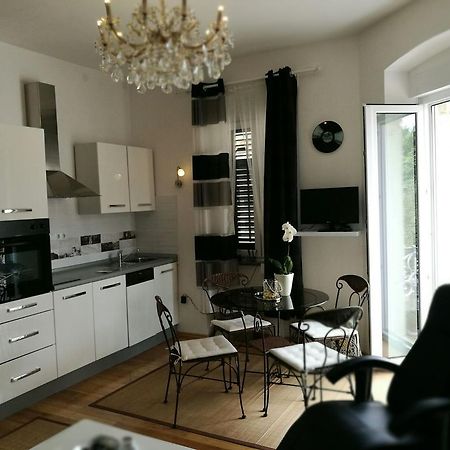 Ana Apartment Пула Екстериор снимка